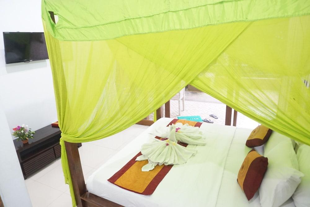 Tukad White House Hotel Ubud  Exterior photo